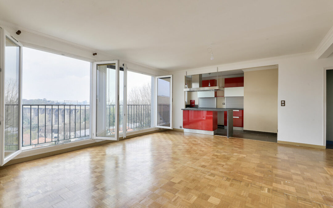 APPARTEMENT DERNIER ETAGE – 3 PIECES – 61 m²