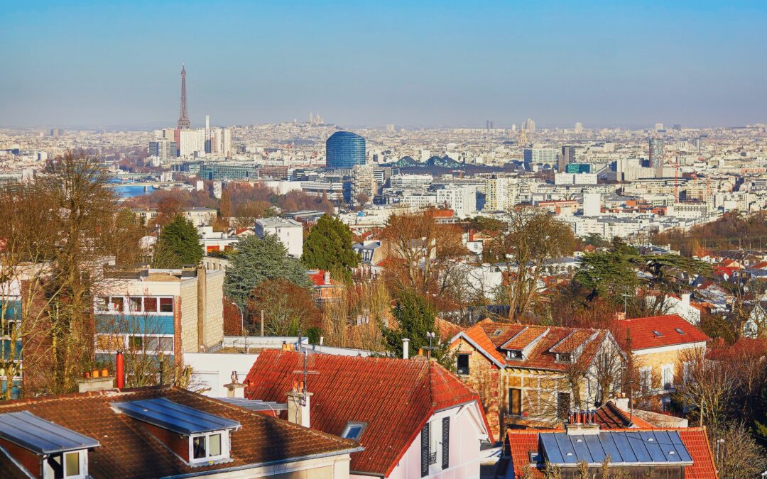 Vue panoramique de Meudon avec ses quartiers résidentiels, ses espaces verts et sa proximité avec Paris, illustrant l’attractivité du marché immobilier local.