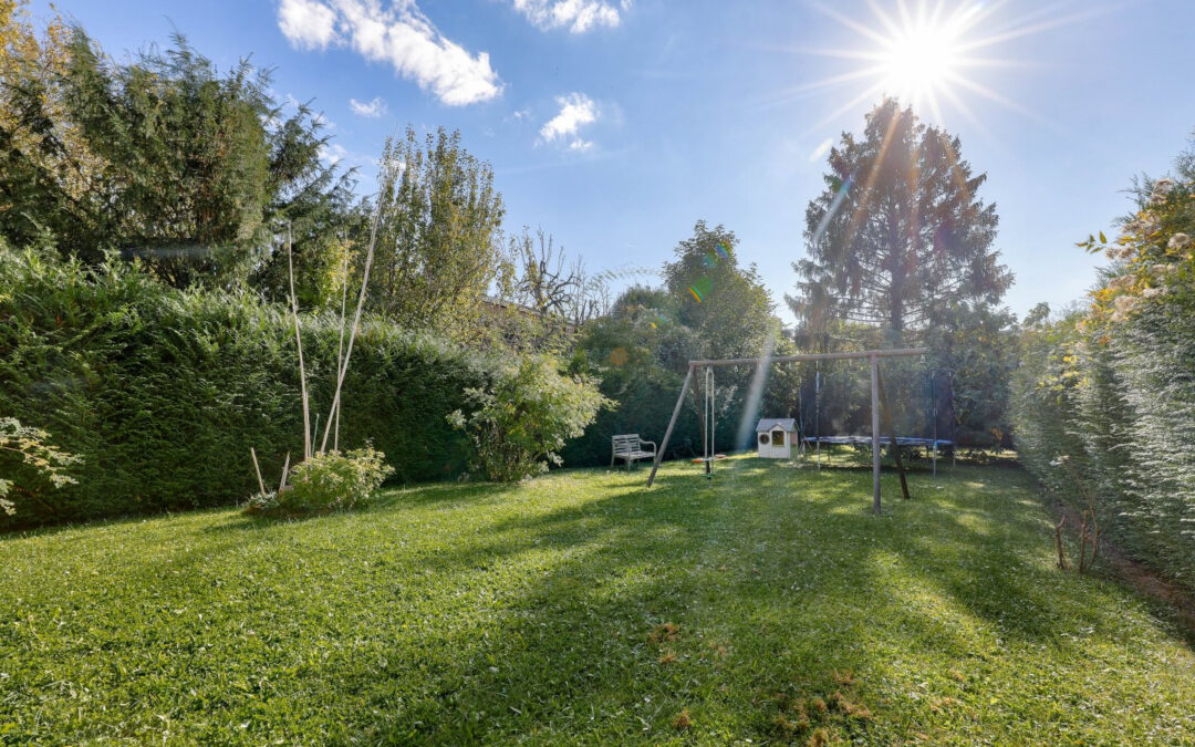 CLAMART GARE MAISON FAMILIALE  7 PIECES 231M2 CARREZ GARAGE JARDIN
