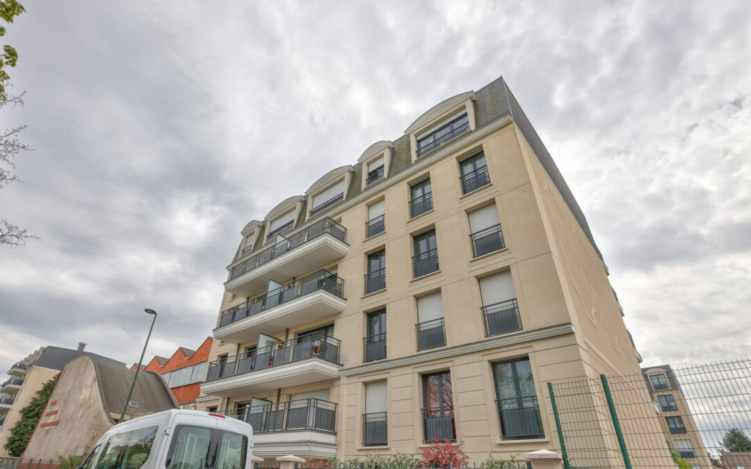 APPARTEMENT AVEC EXTERIEURS – 3 PIECES – 61.30 M² –