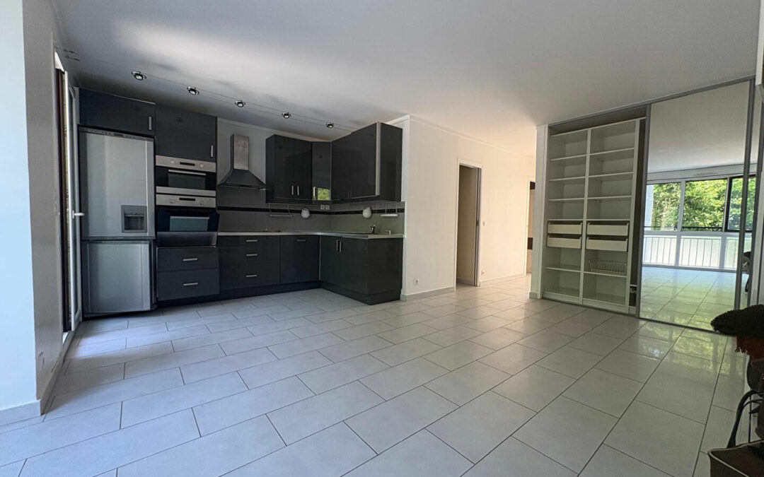 APPARTEMENT 4PIECES  64M2 – PROCHE PARC DU TRONCHET