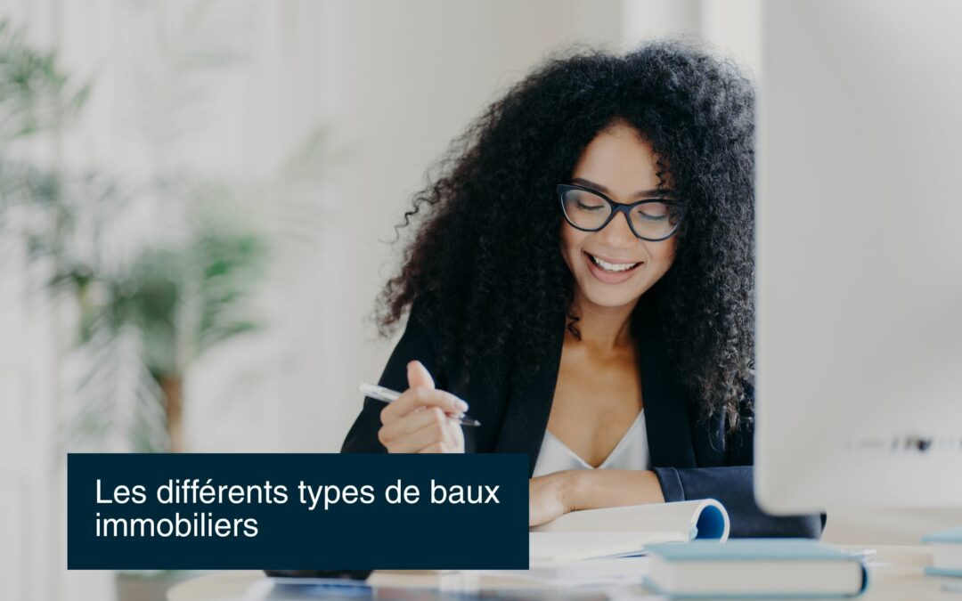 Signature d’un contrat de location dans une agence immobilière à Boulogne-Billancourt