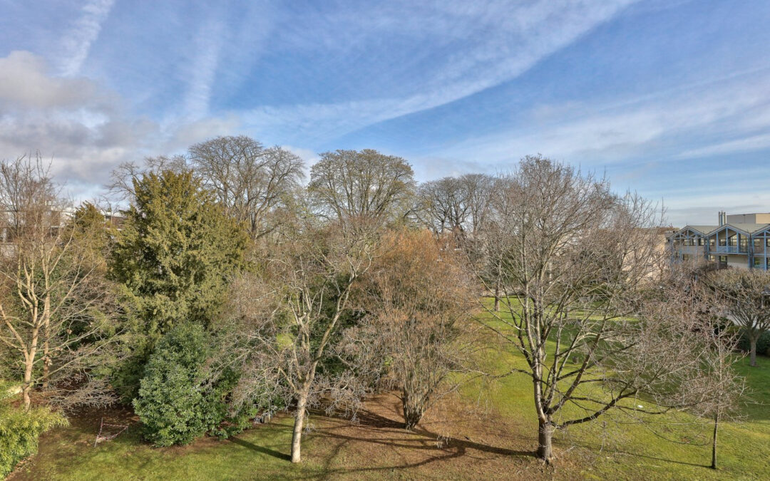 APPARTEMENT – TERRASSE VUE PLEIN CIEL A 360 ° – 5 PIECES – 123 m²