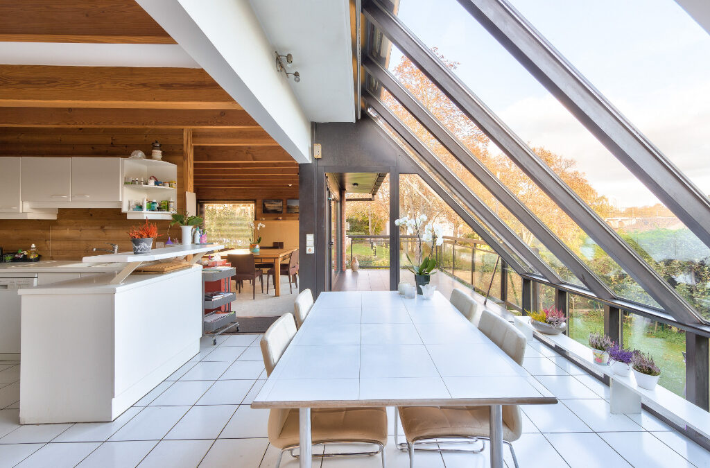 MAISON – 6 PIECES – 220 m²