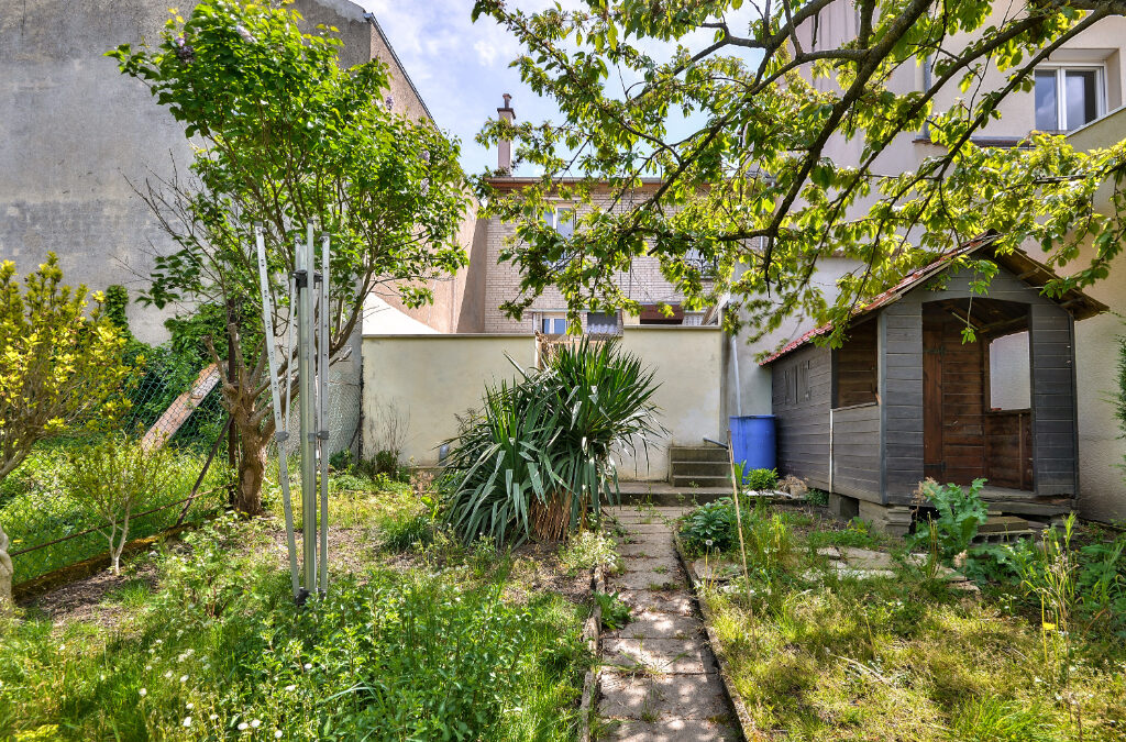 MAISON AVEC JARDIN – 6 PIECES – 130 m²