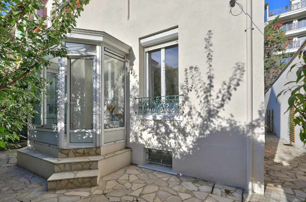 BUREAUX – 4 PIECES – 51 m²