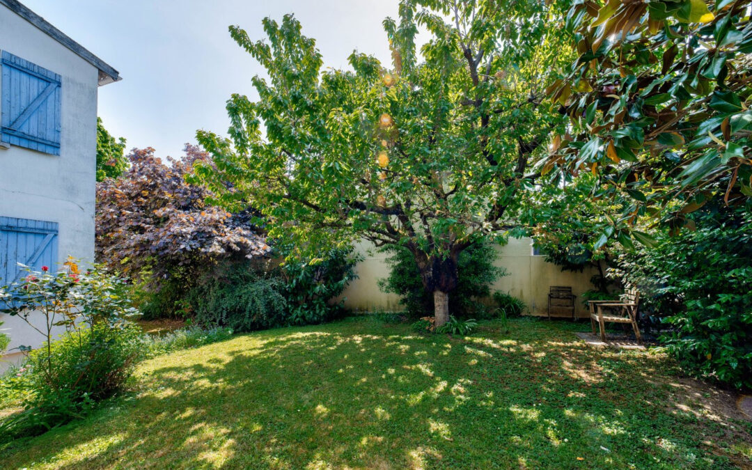 MAISON DE CAMPAGNE AUX PORTE DE PARIS – 5 PIECES – 136 M²