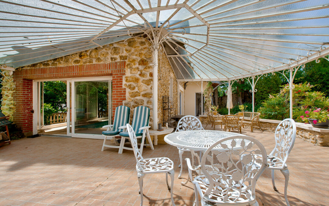 Maison Bourgeoise Bievres 8 pièce(s) 196 m2