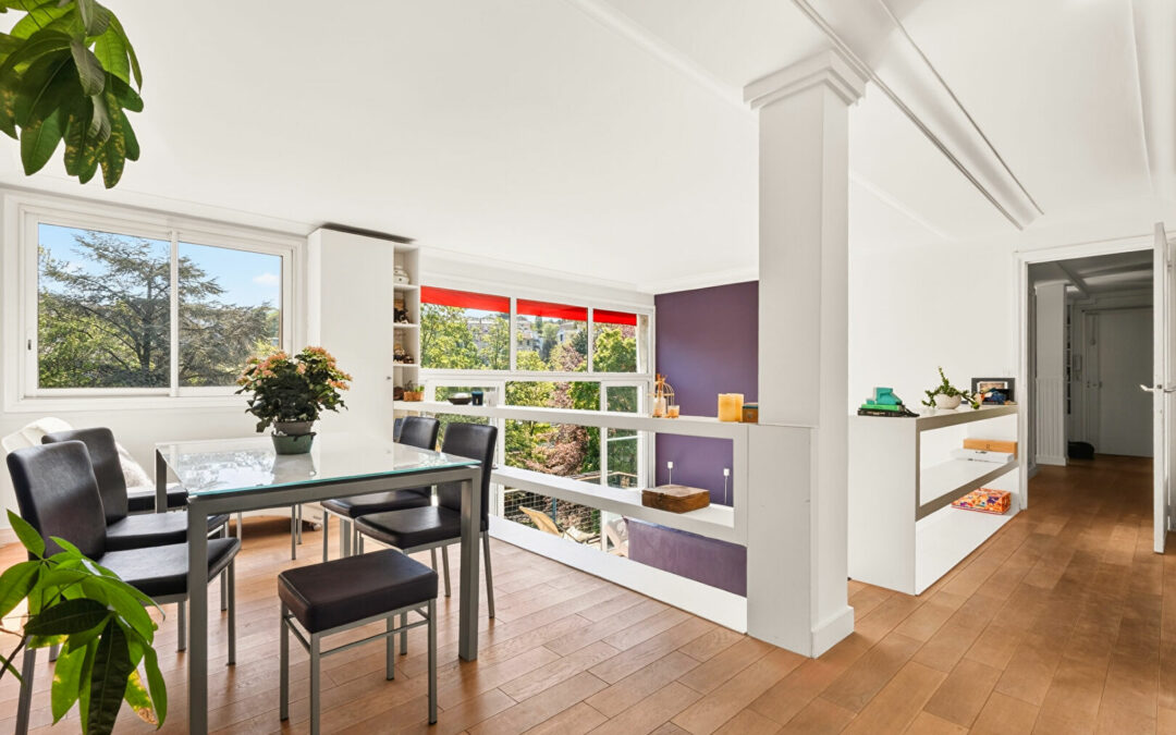 APPARTEMENT FAMILIAL TRAVERSANT DE 96 m²