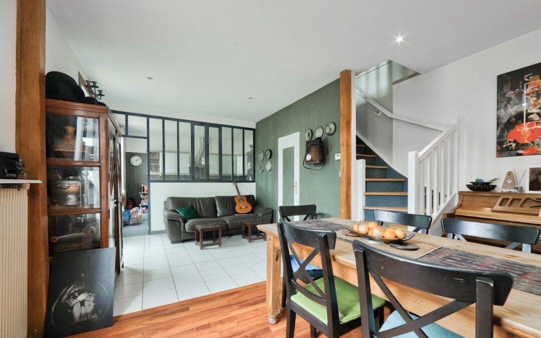 CHATILLON PROCHE VIEUX BOURG ET T6 MAISON 90M2 CARREZ JARDIN STATIONNEMENT 3-4 CHAMBRES