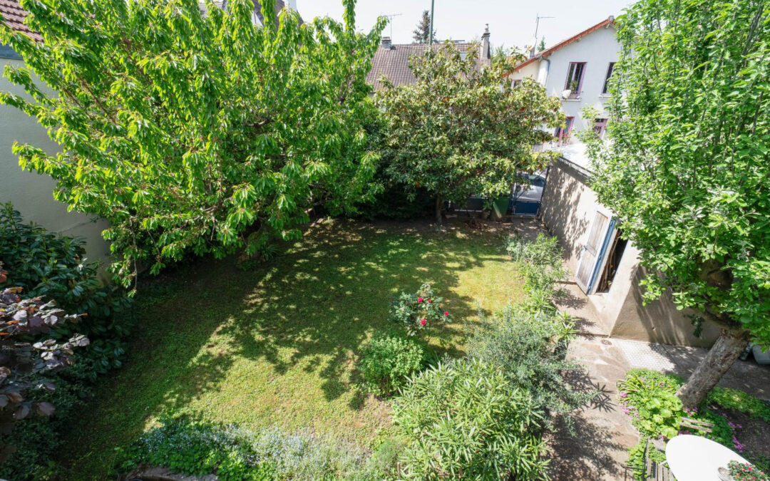 MAISON DE CAMPAGNE AUX PORTE DE PARIS – 5 PIECES – 136 M²
