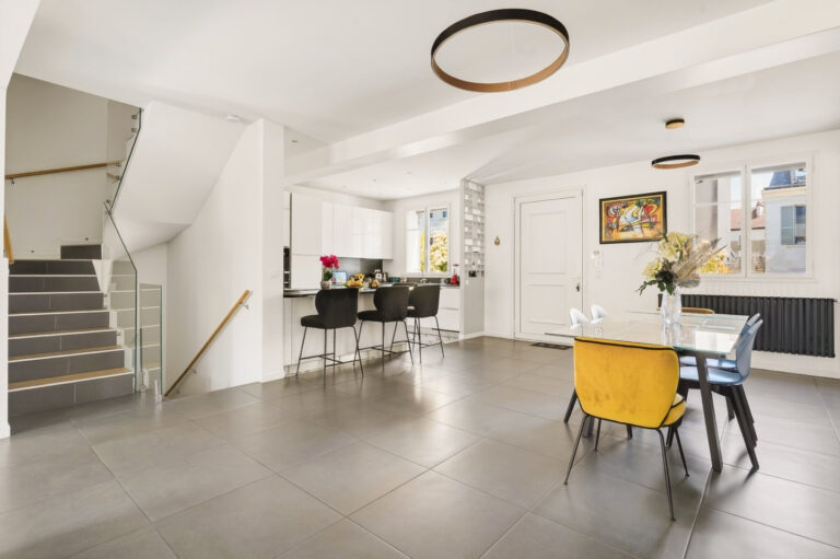Maison contemporaine avec jardin — photo 6